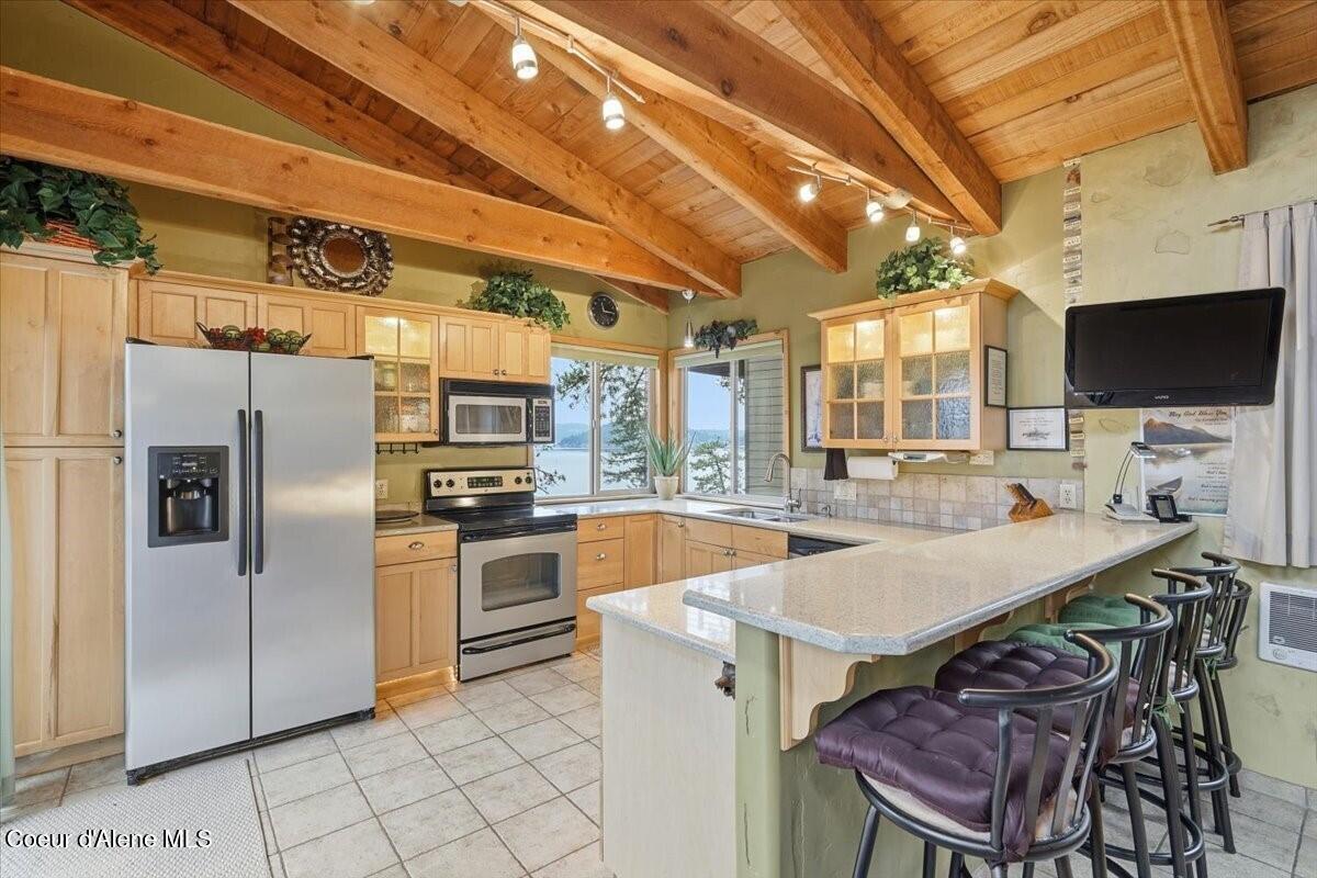 2395 South Silver Beach Road Coeur D'Alene, ID 83814 - Photo 34 of 47 Garagio Guest House Kitchen