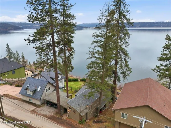 $1,495,000 | 2395 South Silver Beach Road, Coeur D'Alene, ID 83814