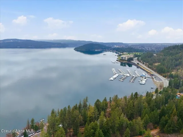 $1,595,000 | 2395 South Silver Beach Road, Coeur D'Alene, ID 83814