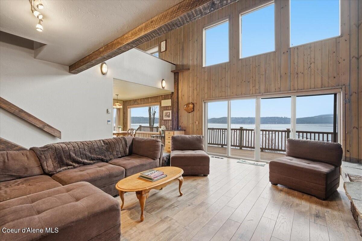 2395 South Silver Beach Road Coeur D'Alene, ID 83814 - Photo 9 of 46 Two Story Great Room