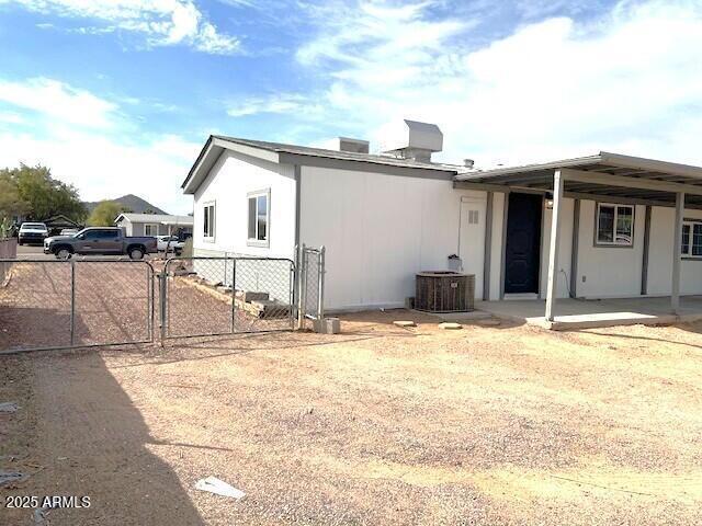 2853 East Marco Polo Road Phoenix, AZ 85050 - Photo 5 of 25 a view of a terrace
