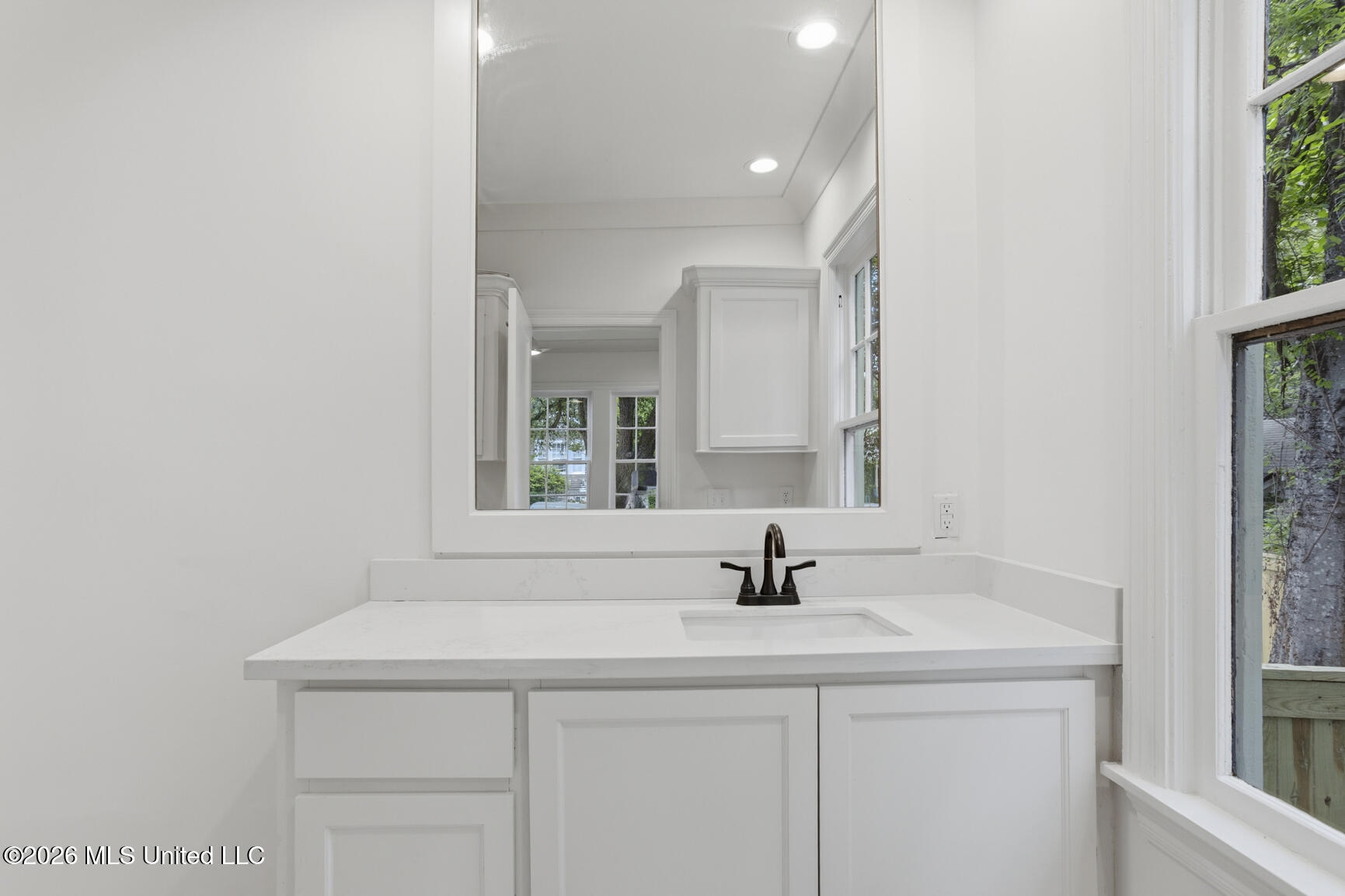 820 Fairview Street Jackson, MS 39202 - Photo 18 of 29 820 Fairview-12