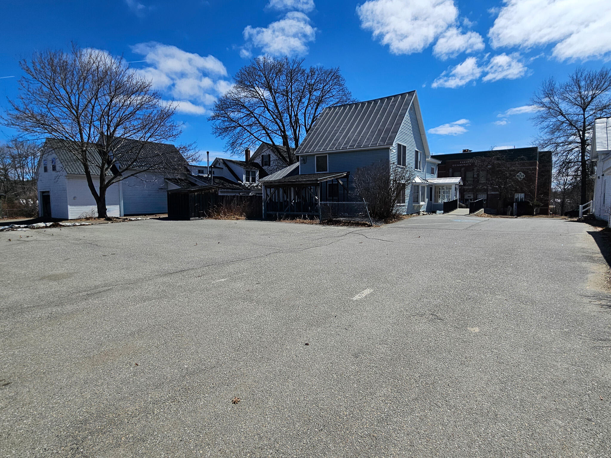 128 Middle Street Farmington, ME 04938 - Photo 11 of 117 20260404_121735