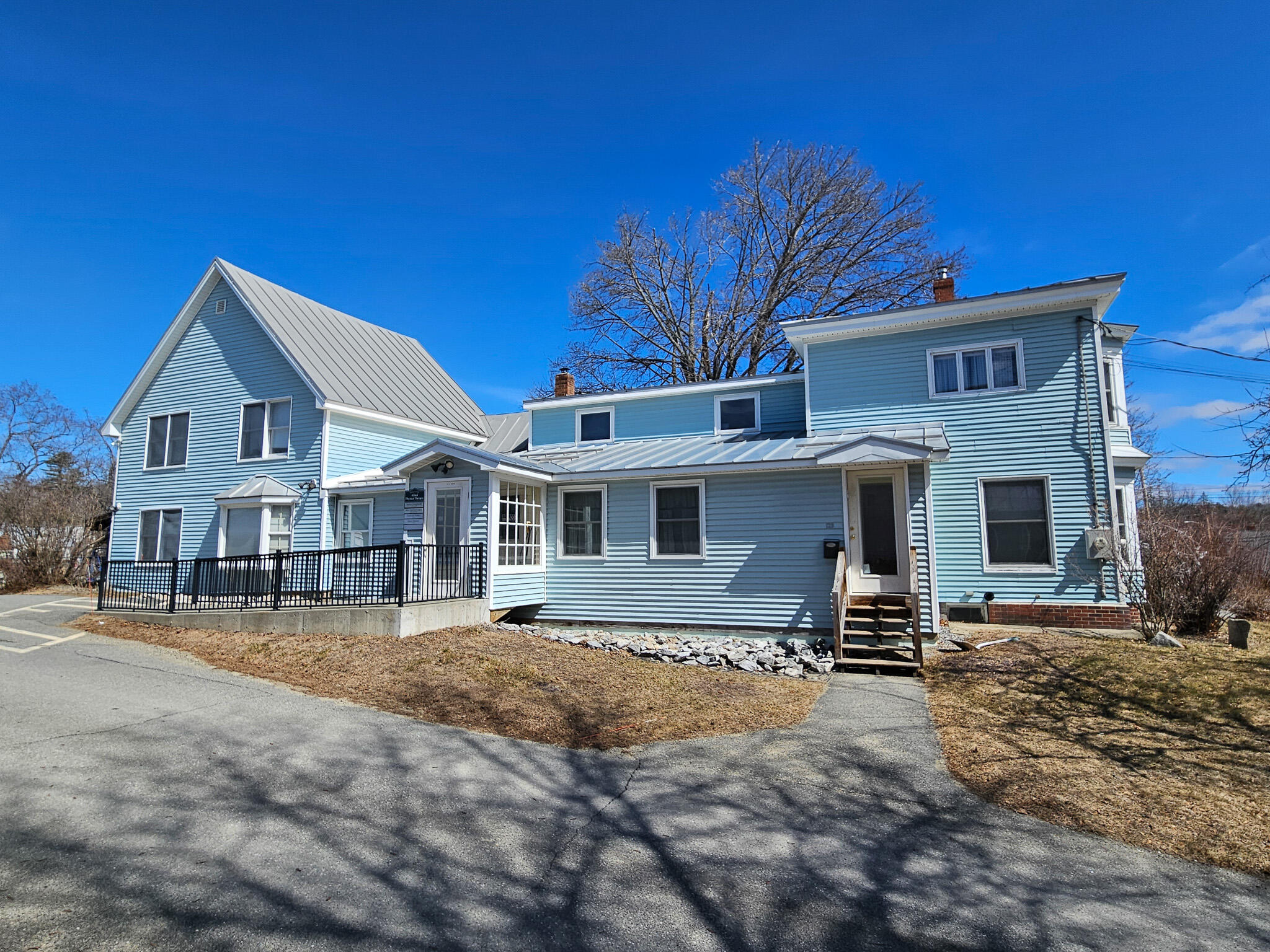 128 Middle Street Farmington, ME 04938 - Photo 3 of 117 20260404_121533