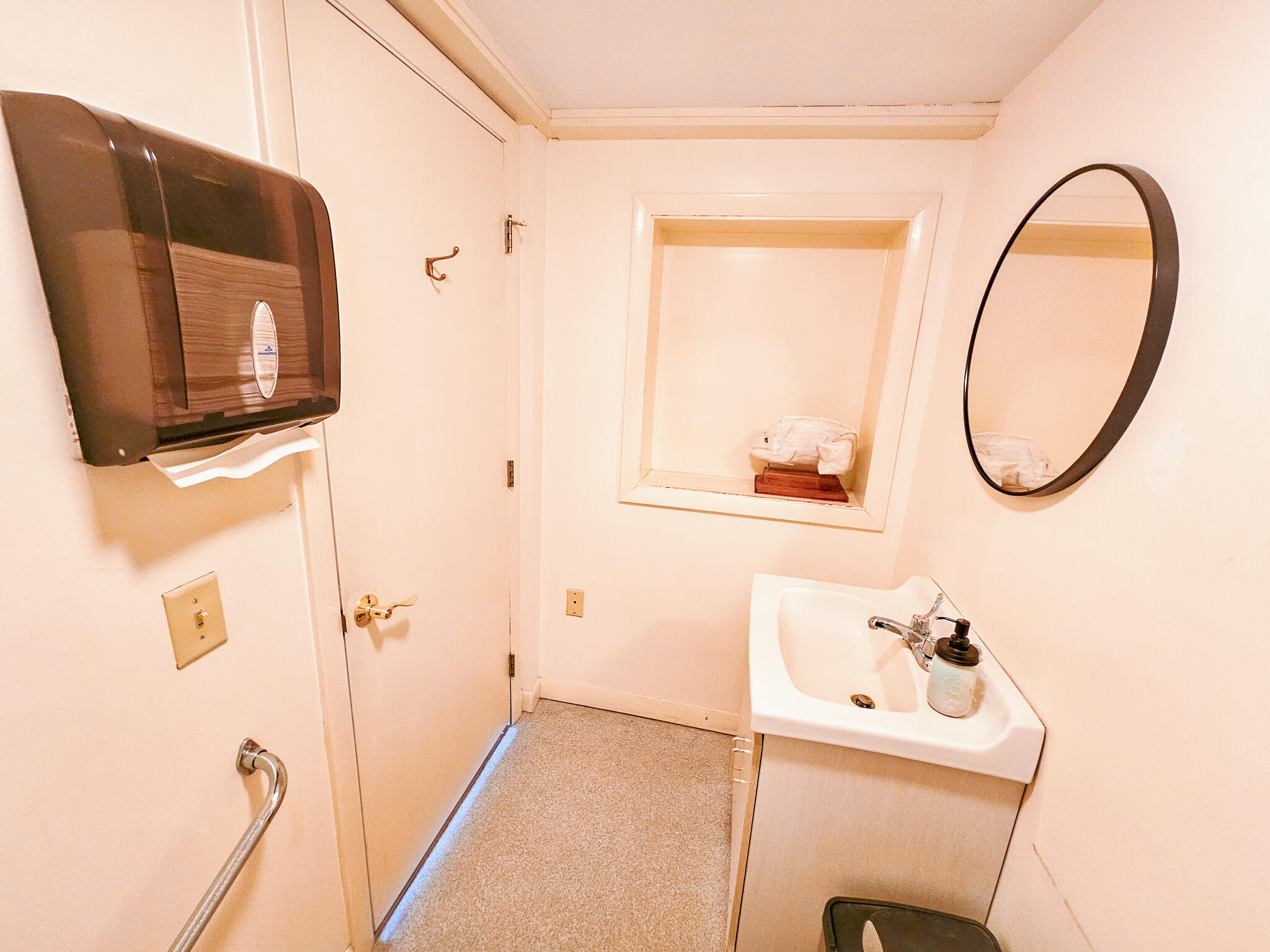 128 Middle Street Farmington, ME 04938 - Photo 77 of 117 20260404_130821