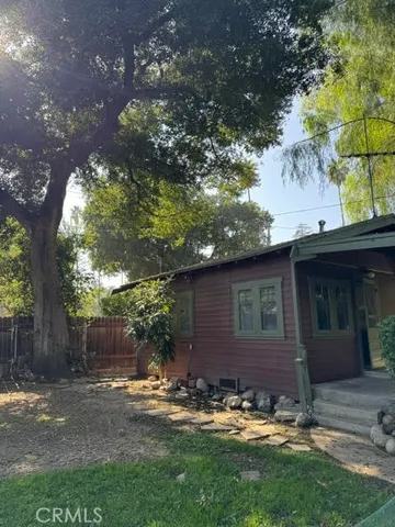 $4,200 | 4478 4th Street, Riverside, CA 92501