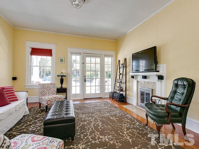 2204 Chapel Hill Road Durham, NC 27707 - Photo 2 of 22 Gallery Image 2