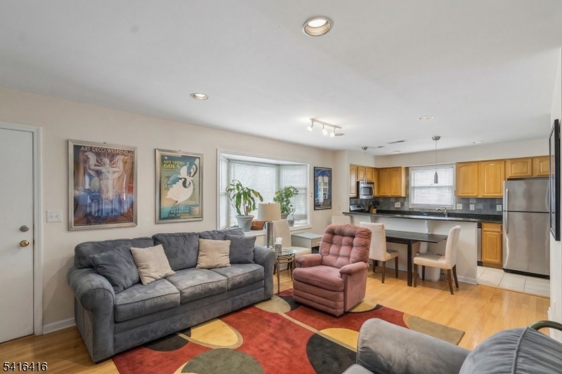 382 Morris Avenue, Unit A2 Summit, NJ 07901 - Photo 2 of 11