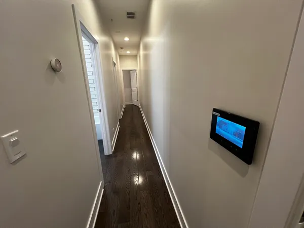 $3,900 | 4819 Main Street, Unit 203, Skokie, IL 60077