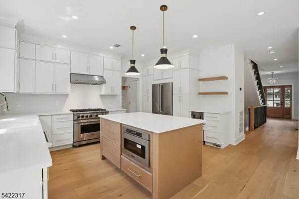 $2,888,000 | 40 Girard Avenue, Chatham, NJ 07928