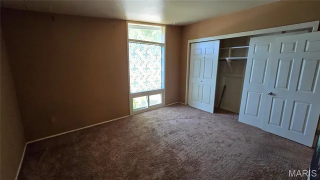 $139,000 | 1030 Robinwood Drive, Florissant, MO 63033