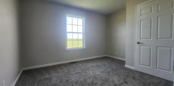 $1,400 | 823 Stableford Lane, Oak Grove, KY 42262