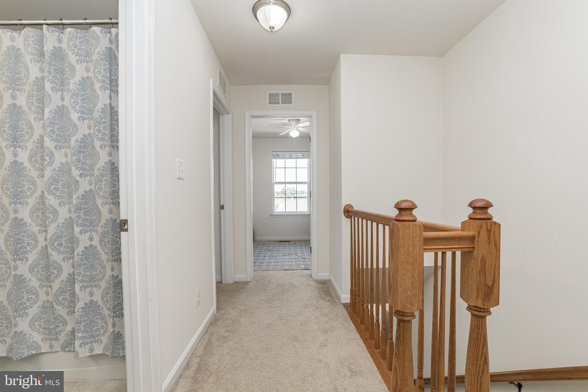 23056 Meadow Mist Road Clarksburg, MD 20871 - Photo 16 of 29 Upstairs foyer