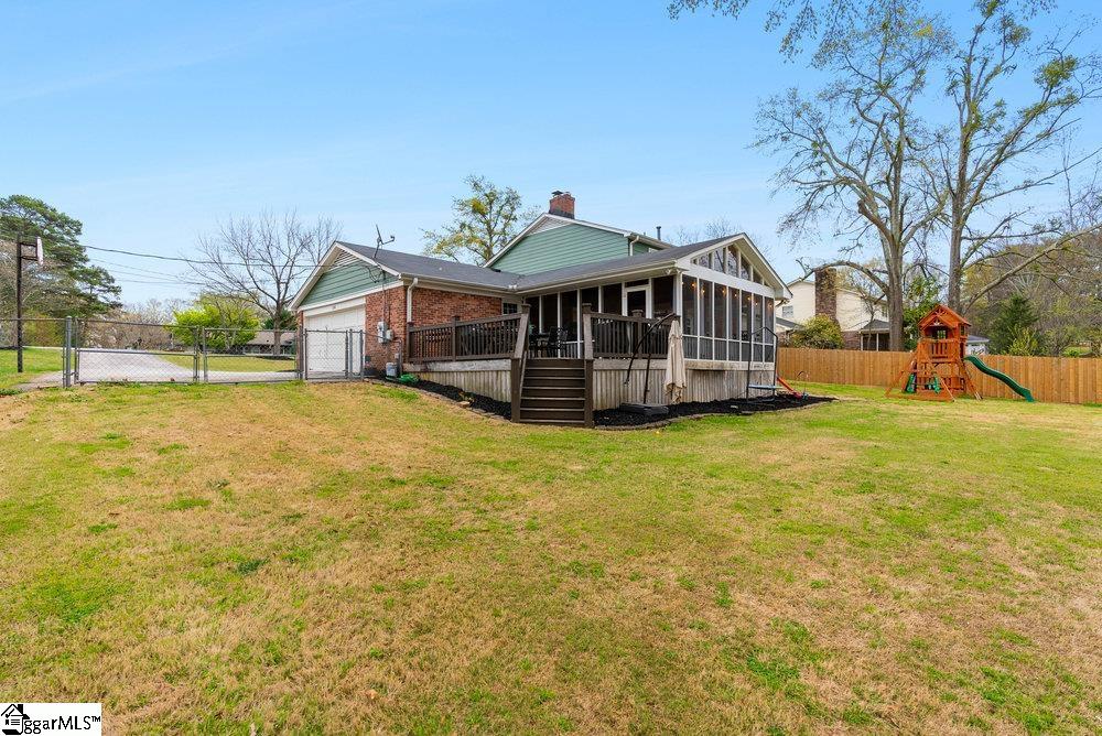 210 Montclair Road Greer, SC 29651 - Photo 32 of 35