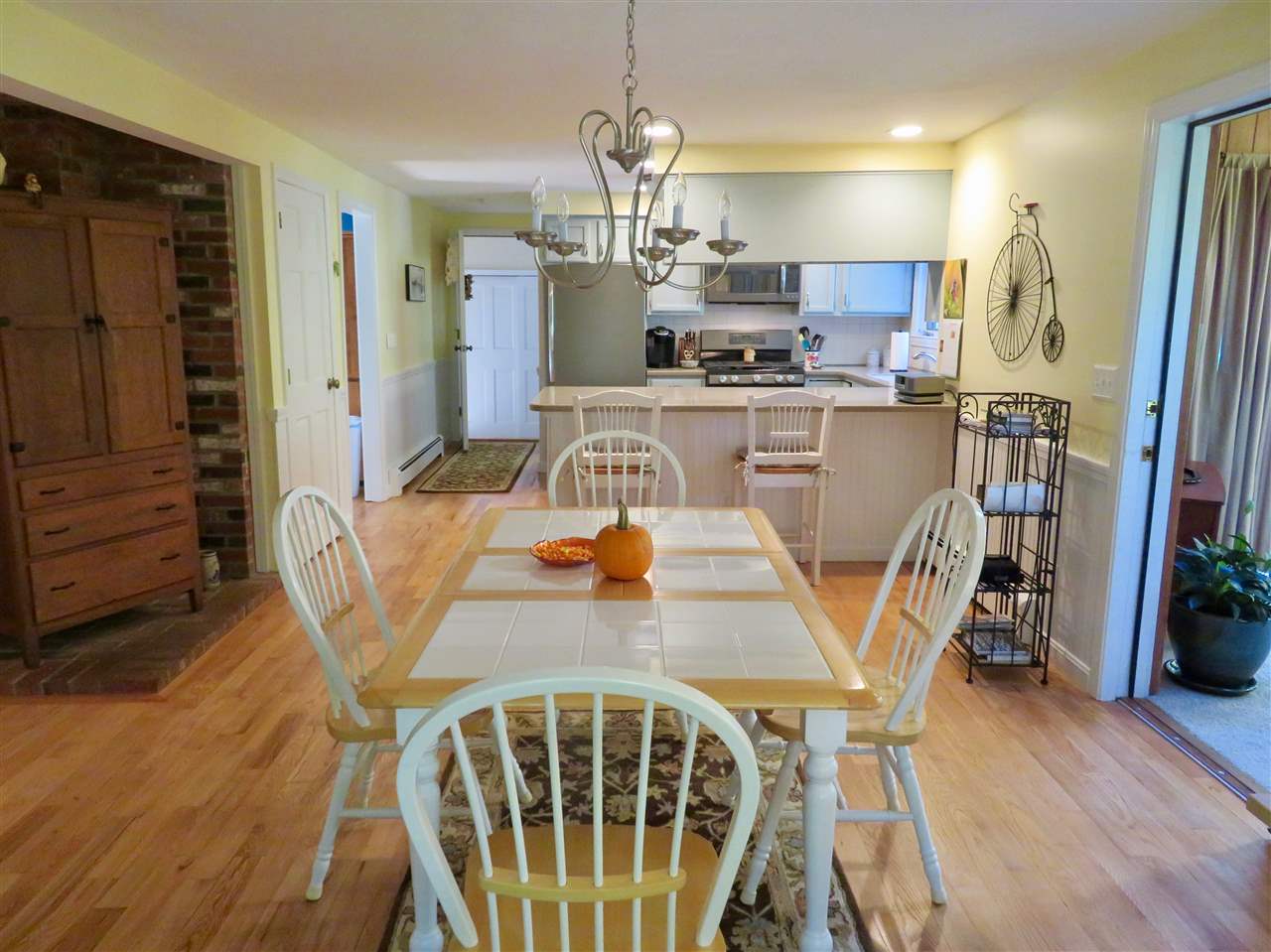 7 Dumbarton Oaks Road Stratham, NH 03885 - Photo 8 of 34