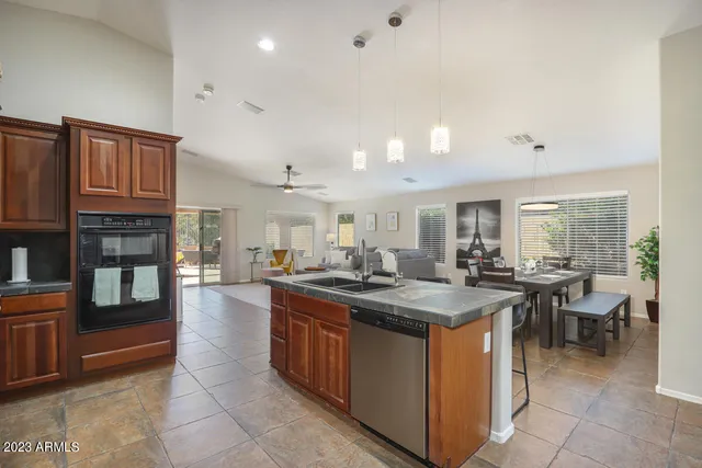 $5,500 | 35914 North 31st Avenue, Phoenix, AZ 85086