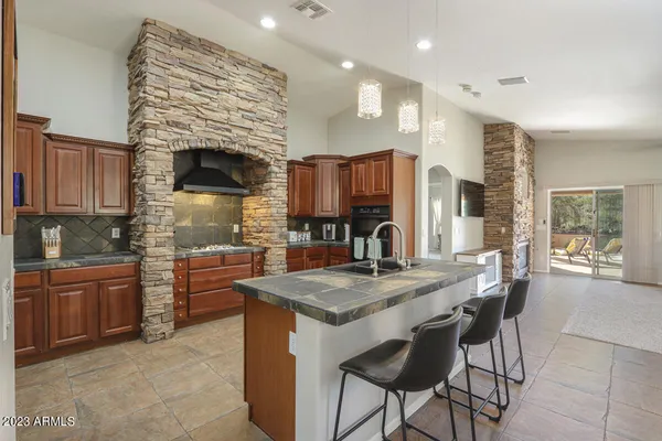 $5,500 | 35914 North 31st Avenue, Phoenix, AZ 85086