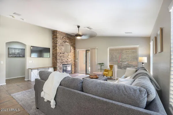 $5,500 | 35914 North 31st Avenue, Phoenix, AZ 85086