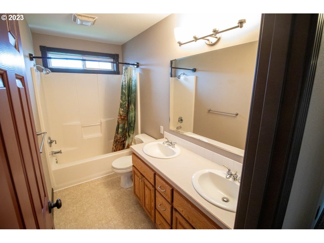 3434 Merryvale Road Eugene, OR 97404 - Photo 25 of 48 Gallery Image 25