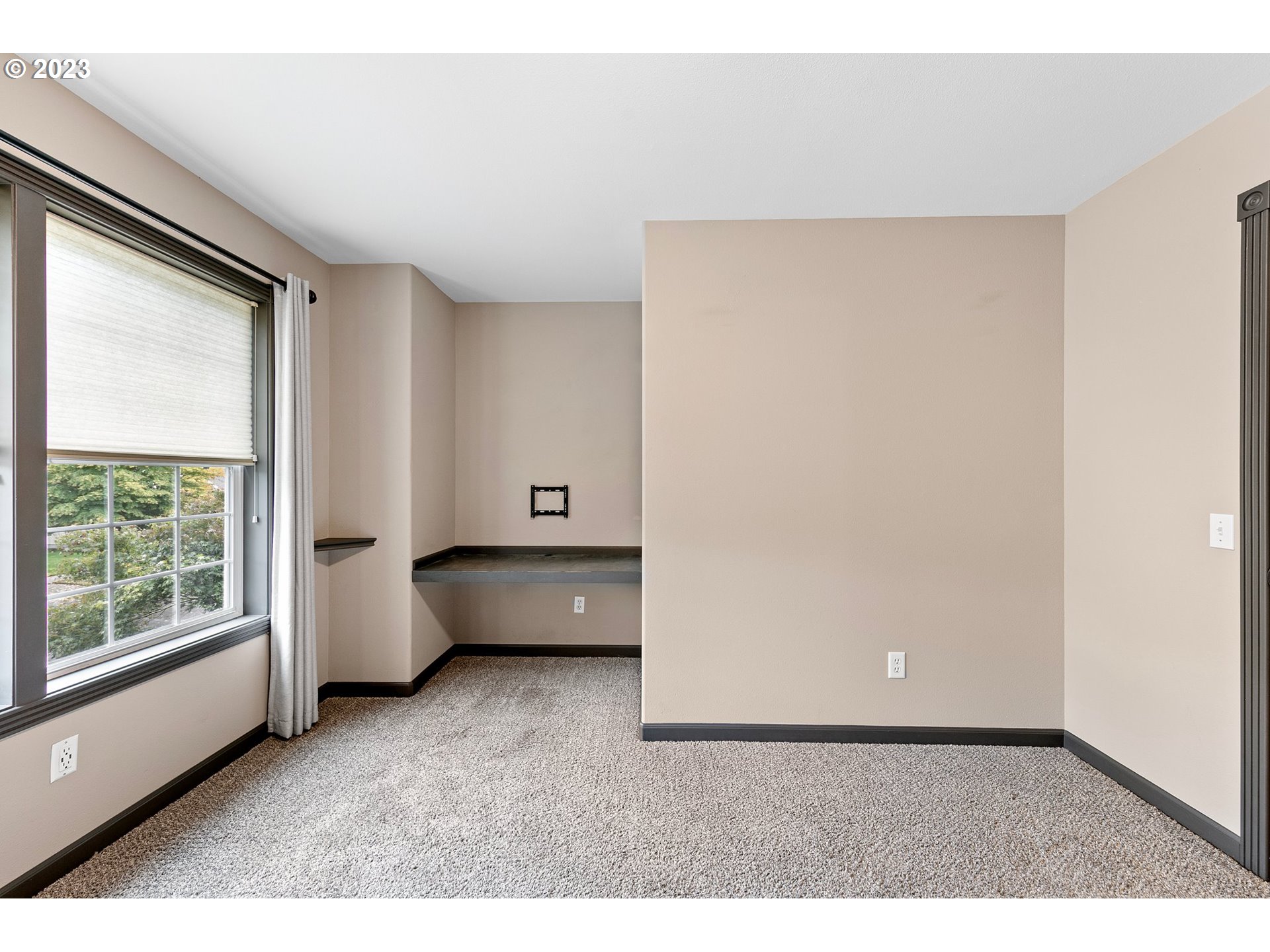 3434 Merryvale Road Eugene, OR 97404 - Photo 38 of 48 Gallery Image 38
