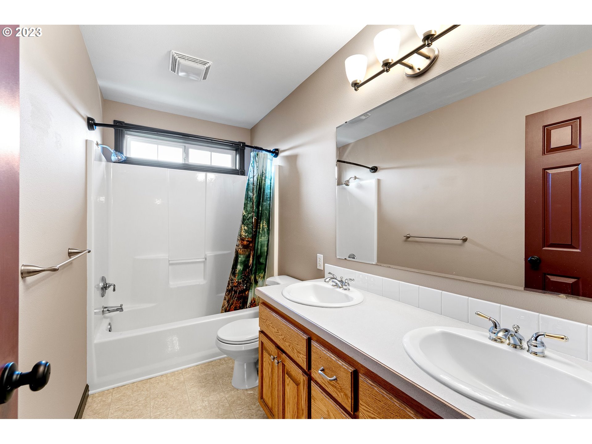 3434 Merryvale Road Eugene, OR 97404 - Photo 43 of 48 Gallery Image 43