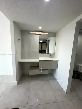 $599,900 | 2333 Brickell Avenue, Unit 2310, Miami, FL 33129