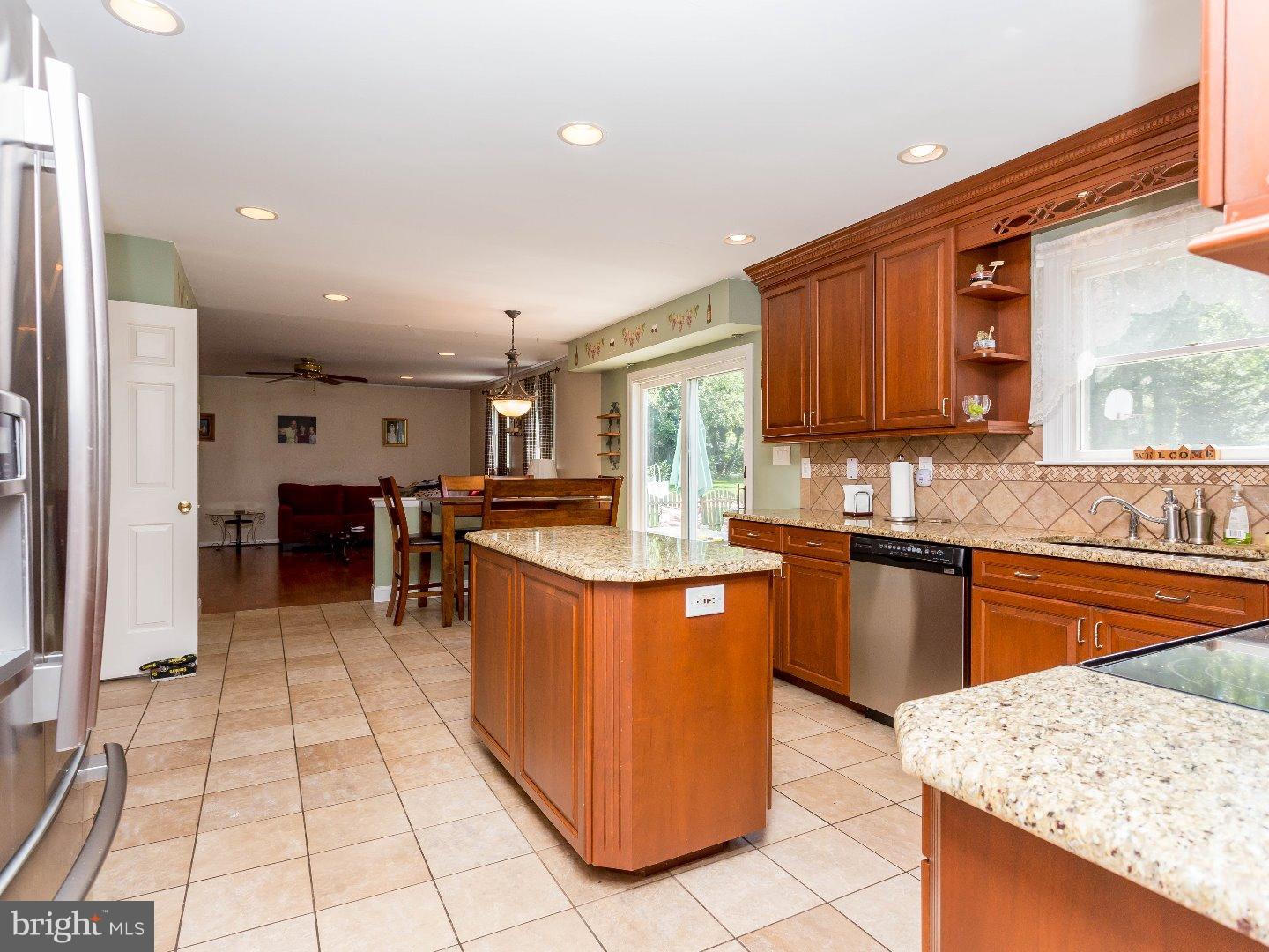 505 Haines Mill Road Delran, NJ 08075 - Photo 5 of 25