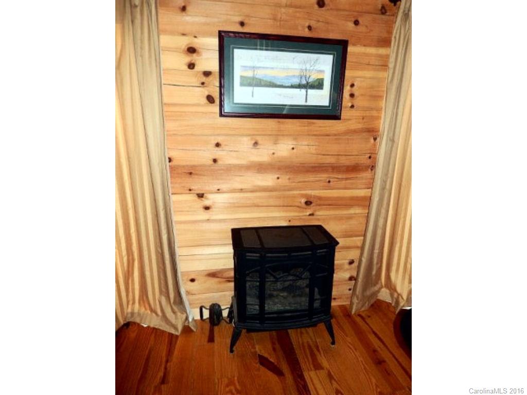 475 Look Out Point, Unit 3 Bryson City, NC 28713 - Photo 5 of 24 Gallery Image 5