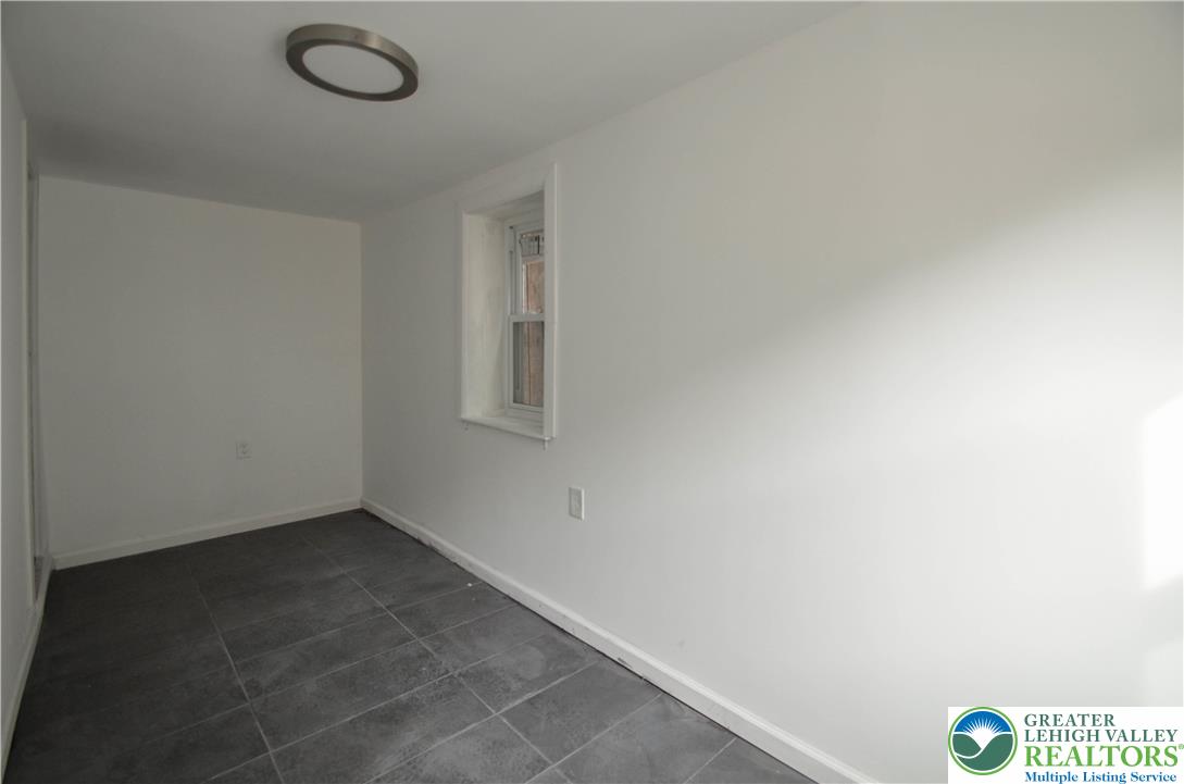 3876 Highway 378, Unit 2 Bethlehem, PA 18015 - Photo 5 of 14 a view of room