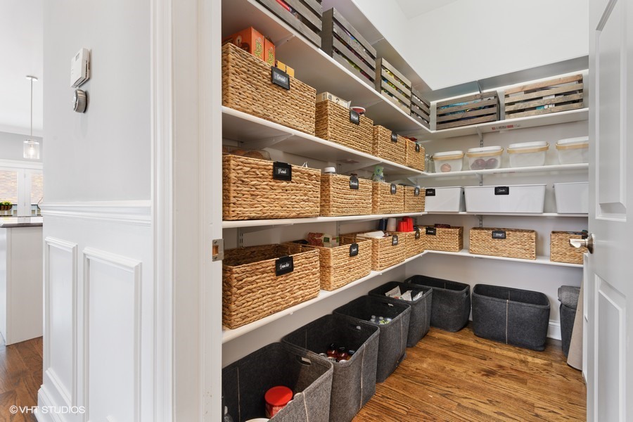 3743 North Ridgeway Avenue Chicago, IL 60618 - Photo 5 of 25