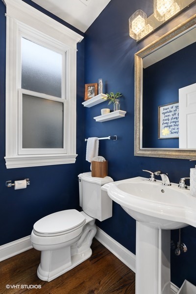 3743 North Ridgeway Avenue Chicago, IL 60618 - Photo 8 of 25