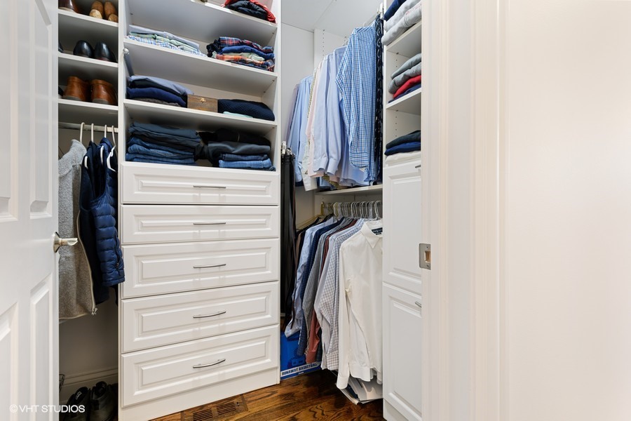 3743 North Ridgeway Avenue Chicago, IL 60618 - Photo 10 of 25