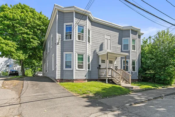 $799,000 | 35 Wentworth Street, Biddeford, ME 04005