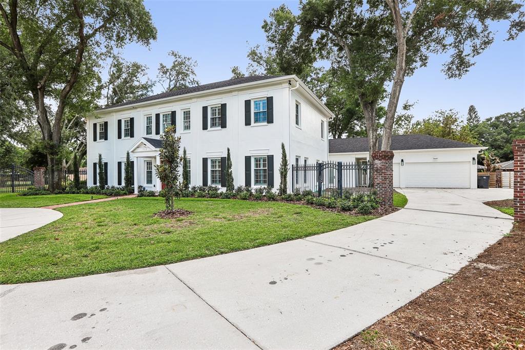 1012 Morfield Lane Brandon, FL 33511 - Photo 10 of 100