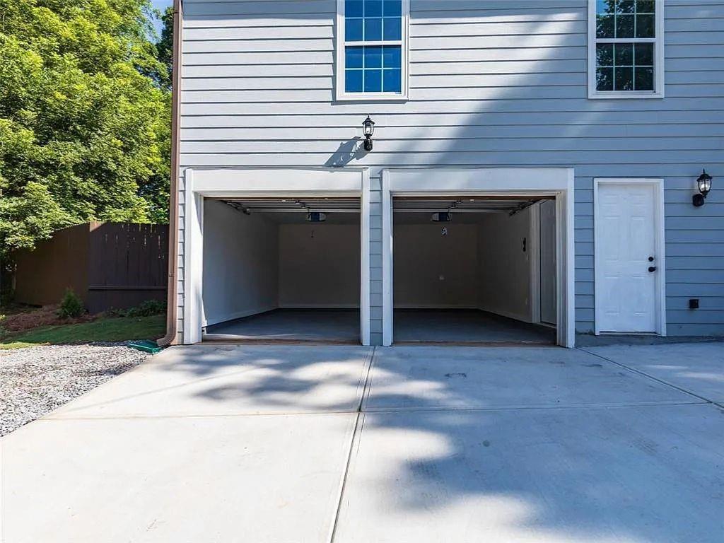 1569 Jonesboro Road Southeast Atlanta, GA 30315 - Photo 25 of 33