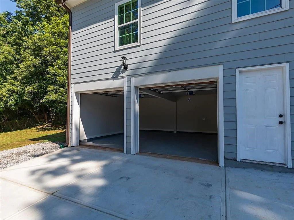 1569 Jonesboro Road Southeast Atlanta, GA 30315 - Photo 26 of 33