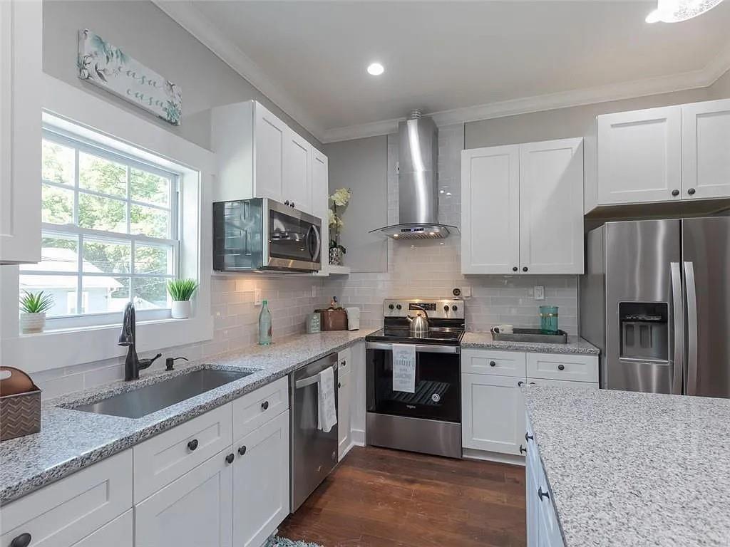 1569 Jonesboro Road Southeast Atlanta, GA 30315 - Photo 6 of 33