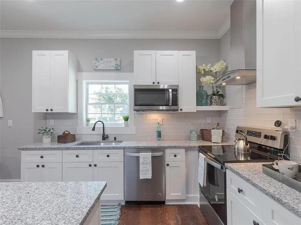 1569 Jonesboro Road Southeast Atlanta, GA 30315 - Photo 7 of 33
