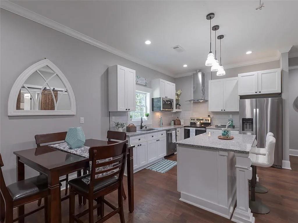 1569 Jonesboro Road Southeast Atlanta, GA 30315 - Photo 8 of 33