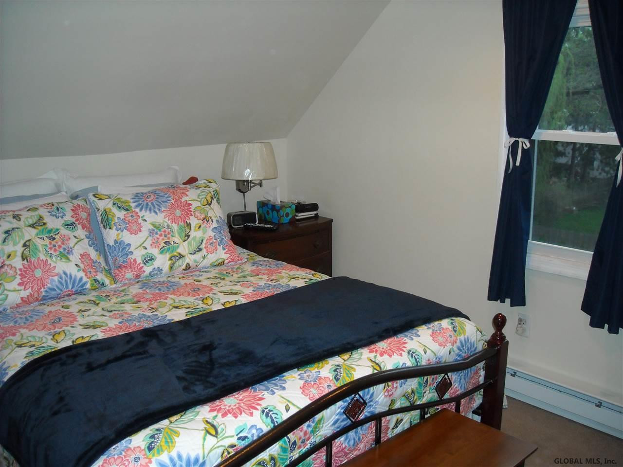 134 Manchester Road Schenectady, NY 12304 - Photo 18 of 25 Photo 18