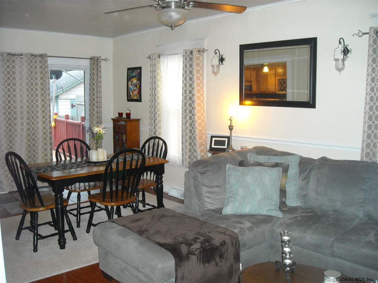 134 Manchester Road Schenectady, NY 12304 - Photo 4 of 25 Photo 4