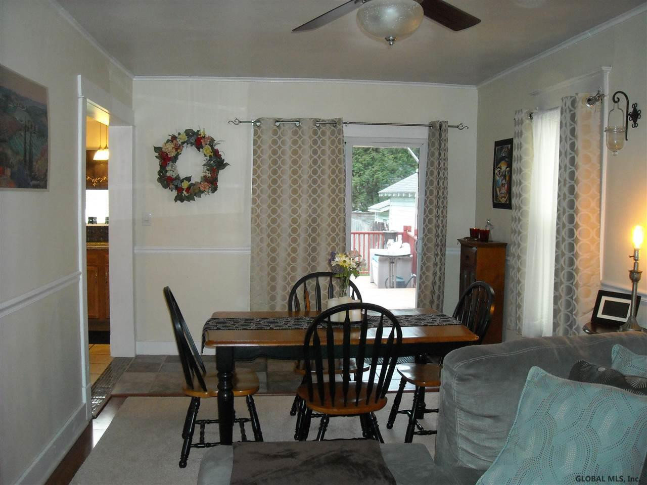 134 Manchester Road Schenectady, NY 12304 - Photo 5 of 25 Photo 5