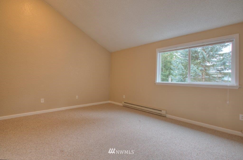 1850 Grant Avenue South, Unit E2 Renton, WA 98055 - Photo 10 of 14 Gallery Image 10