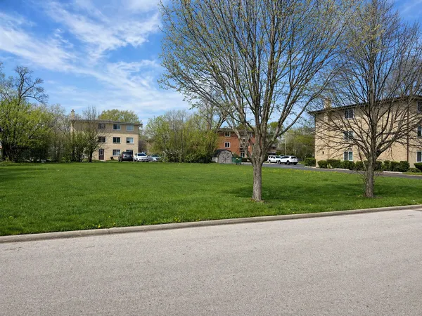 $1,150,000 | 269 7th Street, Wheeling, IL 60090