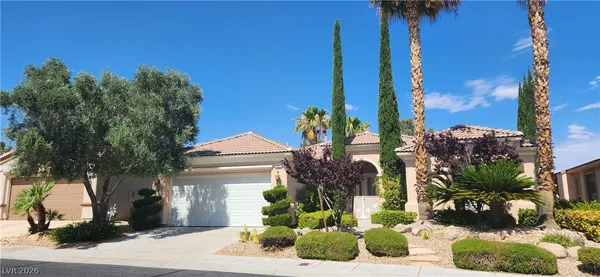 $800,000 | 4464 Largo Cantata Street, Las Vegas, NV 89135