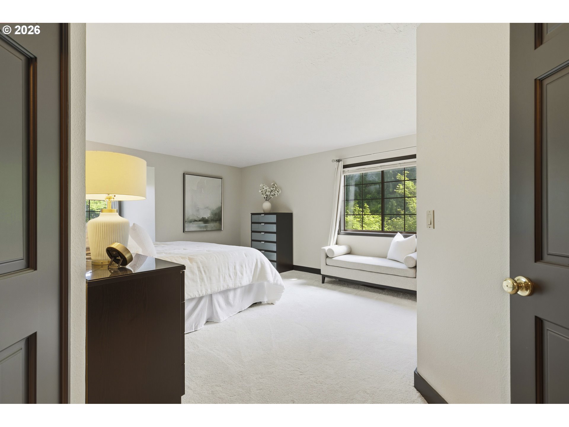 6320 Southwest Merlin Court Portland, OR 97219 - Photo 29 of 44 Gallery Image 29