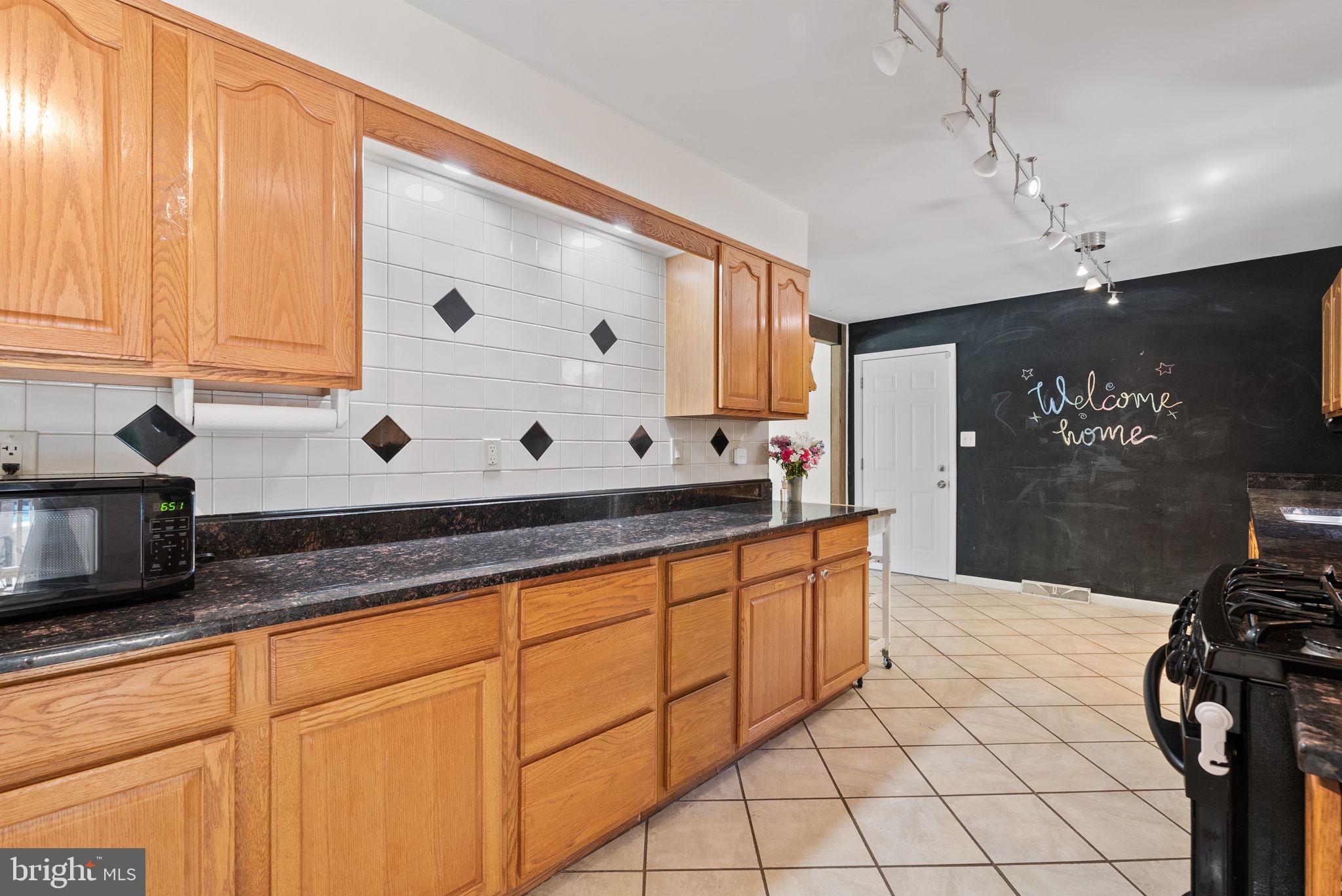 2269 Mt Tabor Road Gambrills, MD 21054 - Photo 10 of 39 Gourmet kitchen. Lots of Maple cabinets