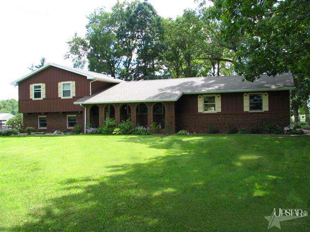6911 Hathaway Road Fort Wayne, IN 46818 - Photo 1 of 18