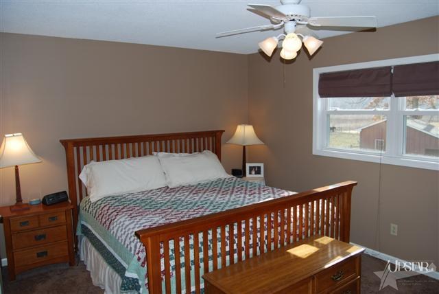 6911 Hathaway Road Fort Wayne, IN 46818 - Photo 7 of 18