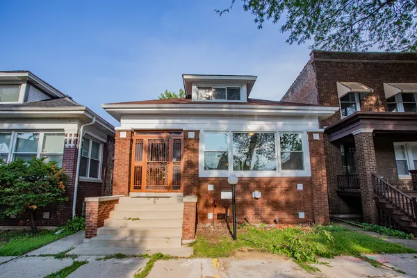 $275,000 | 7521 South Champlain Avenue, Chicago, IL 60619